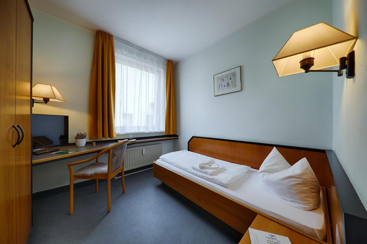 Hotel Sophienhof Кеніґс-Вустергаузен Екстер'єр фото